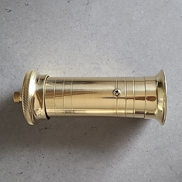 McGee & Co Maitre D' Ferro Pepper Mill - Picture 5 of 5